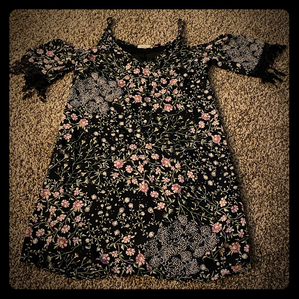 Short dress